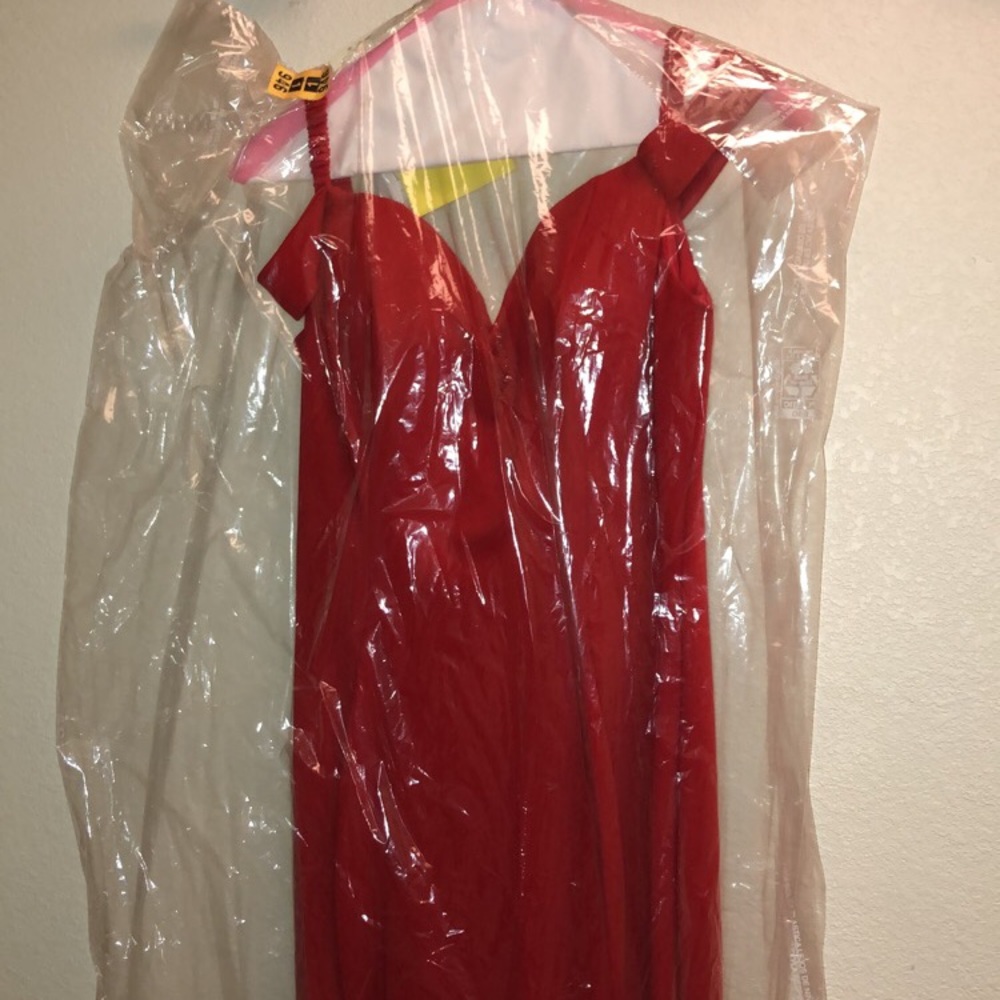 Red prom dress